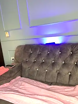 Snapshot of Orianabluee_ chatting on October 2025 03:25:02 AM Orianabluee online show from October 2025 03:25:02 AM