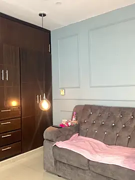 Snapshot of Orianabluee_ chatting on November 2025 03:21:02 AM Orianabluee online show from November 2025 03:21:02 AM