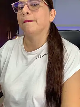 Snapshot of Orianabluee_ chatting on October 2025 03:16:01 AM Orianabluee online show from October 2025 03:16:01 AM