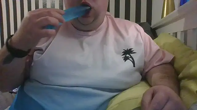 Tommybottoms online show from October 2025 12:56:02 AM
