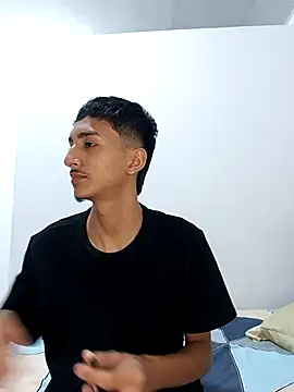 Iam Delirio online show from October 2025 04:14:01 AM
