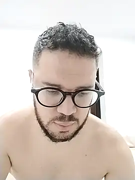 Branquinhowm online show from November 2025 04:05:01 AM