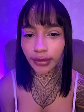 akiira lee online show from January 2026 02:28:02 AM