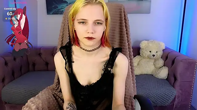 MitaSide online show from November 2025 08:29:01 PM