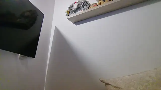 valeriahornier online show from June 2026 01:58:02 AM