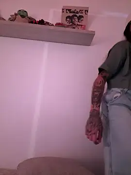 valeriahornier online show from February 2026 12:22:01 AM