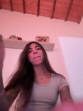 valeriahornier online show from March 2026 01:10:01 AM