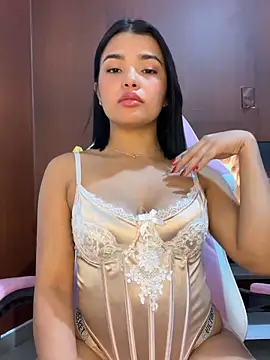 Chloe Mullerr online show from February 2026 11:05:02 PM