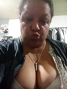 Alondrabb80 online show from November 2025 03:53:02 AM