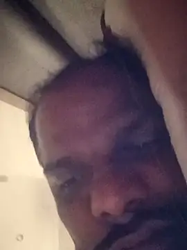 RNlov online show from November 2025 12:14:01 AM