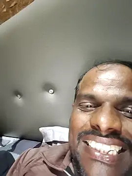 RNlov online show from November 2025 04:22:02 PM