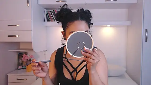 MartiRuis10 online show from November 2025 12:17:01 AM