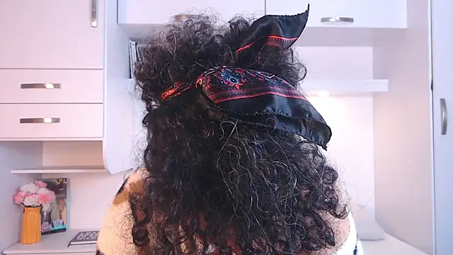 MartiRuis10 online show from October 2025 09:47:01 PM