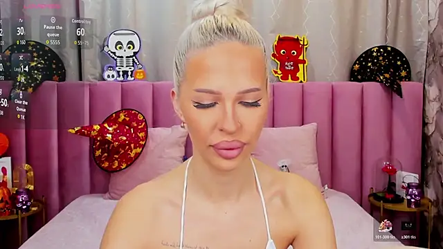 Snapshot of KailaCrystall chatting on November 2025 01:45:01 AM KailaCrystall online show from November 2025 01:45:01 AM