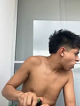 motomotoboy online show from March 2026 08:38:01 PM