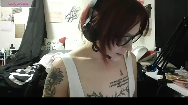 LoveLibz169 online show from March 2026 10:54:01 PM