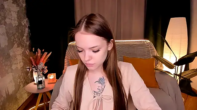 Snapshot of MelissaBell_ chatting on December 2025 02:12:02 AM MelissaBell online show from December 2025 02:12:02 AM