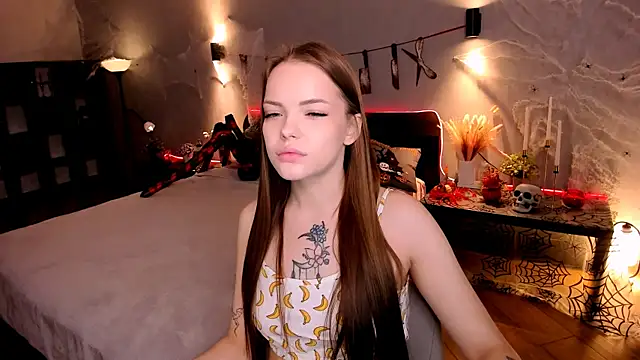 Snapshot of MelissaBell_ chatting on October 2025 02:12:02 AM MelissaBell online show from October 2025 02:12:02 AM