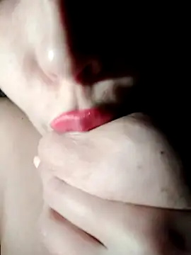 Snapshot of Loveyoudearxq chatting on November 2025 01:55:02 PM Loveyoudearxq online show from November 2025 01:55:02 PM