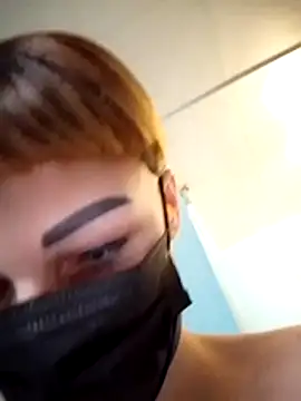 Snapshot of Loveyoudearxq chatting on October 2025 01:32:01 PM Loveyoudearxq online show from October 2025 01:32:01 PM