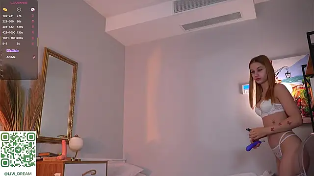 VernitaFiscalini online show from November 2025 04:13:01 AM