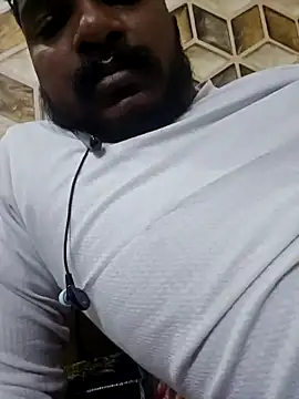 Snapshot of rahulsexyb chatting on November 2025 06:02:02 AM rahulsexyb online show from November 2025 06:02:02 AM