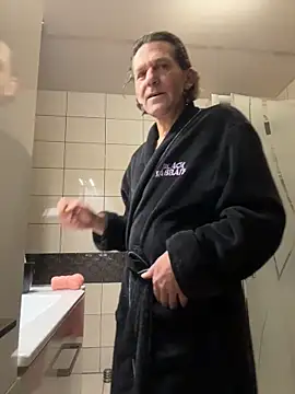 kon77777 online show from November 2025 05:29:02 AM