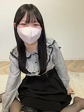 Snapshot of Reina_cute_00_ chatting on October 2025 03:29:02 AM Reina cute 00  online show from October 2025 03:29:02 AM