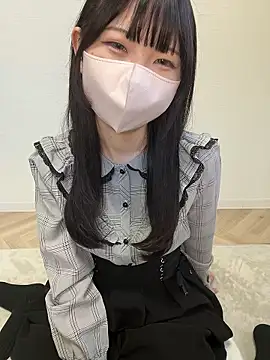 Reina cute 00  online show from November 2025 03:10:01 AM