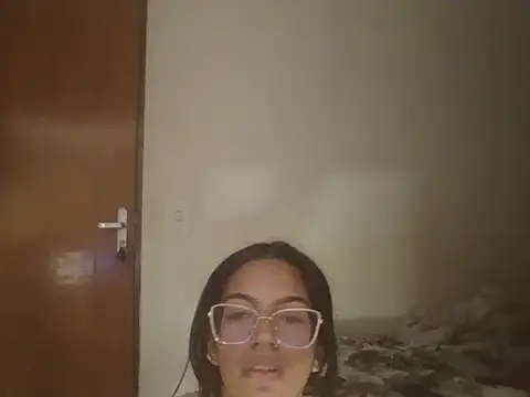 Snapshot of Casal_em_chamas chatting on October 2025 03:39:01 AM Casal em chamas online show from October 2025 03:39:01 AM