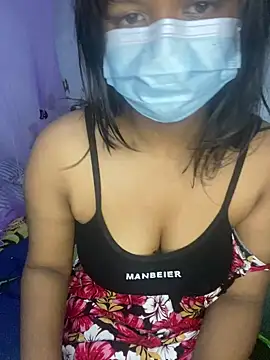 Luna Babe25 online show from October 2025 06:54:02 PM