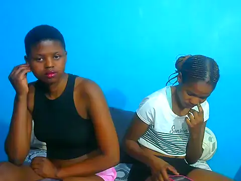 SexySlender  online show from November 2025 06:13:01 AM