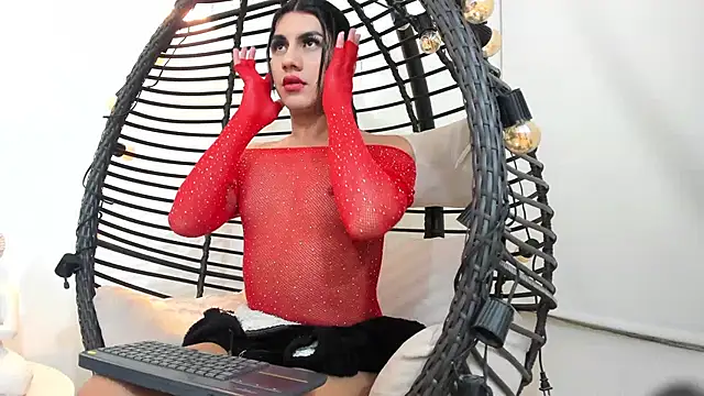 stefy bratz online show from November 2025 03:43:01 AM