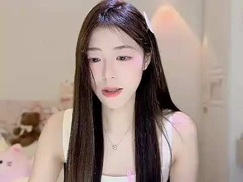 Onecutelittle online show from October 2025 04:50:02 PM