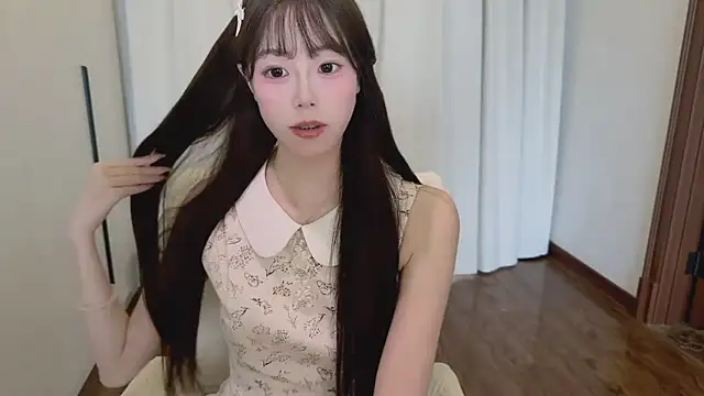 Onecutelittle online show from April 2026 05:14:01 AM