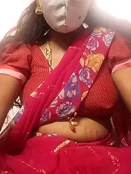 Snapshot of thanuja- chatting on October 2025 06:24:01 AM thanuja- online show from October 2025 06:24:01 AM