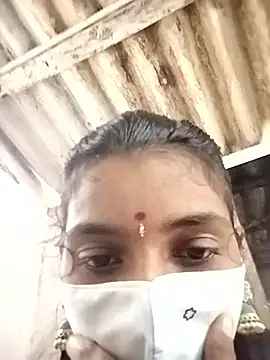 Snapshot of thanuja- chatting on October 2025 09:01:01 AM thanuja- online show from October 2025 09:01:01 AM