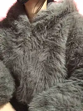 Kylie beem online show from November 2025 01:22:01 PM