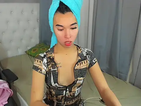 Snapshot of hardcocktwink chatting on November 2025 05:01:01 PM hardcocktwink online show from November 2025 05:01:01 PM