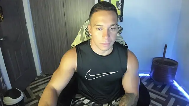 FreszX online show from November 2025 10:48:01 PM