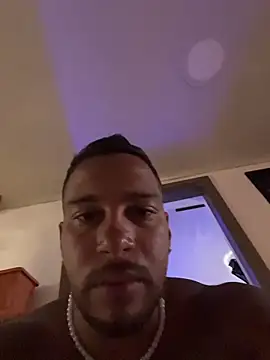 FreszX online show from April 2026 04:53:01 PM