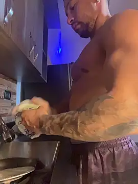 FreszX online show from March 2026 03:27:01 PM