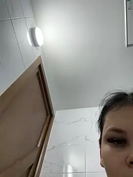 Snapshot of Jan_Betta chatting on November 2025 10:47:01 PM Jan Betta online show from November 2025 10:47:01 PM