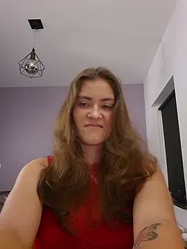 MiaRides19 online show from December 2025 06:39:02 PM