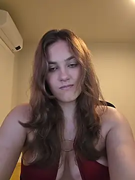 Snapshot of MiaRides19 chatting on July 2026 07:24:02 PM MiaRides19 online show from July 2026 07:24:02 PM