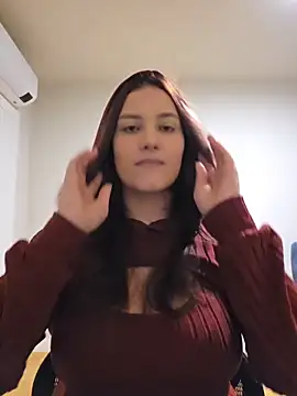 MiaRides19 online show from April 2026 08:13:01 PM