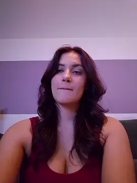 MiaRides19 online show from January 2026 09:44:02 PM