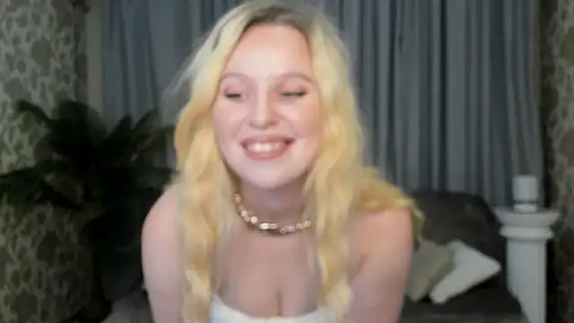 KyleyJacksone online show from October 2025 07:43:01 PM