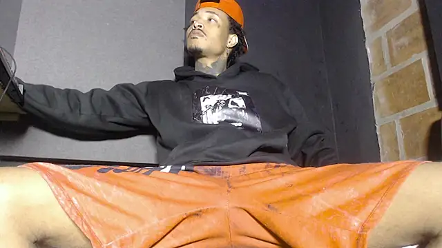 Anaconda larga online show from March 2026 01:58:01 PM