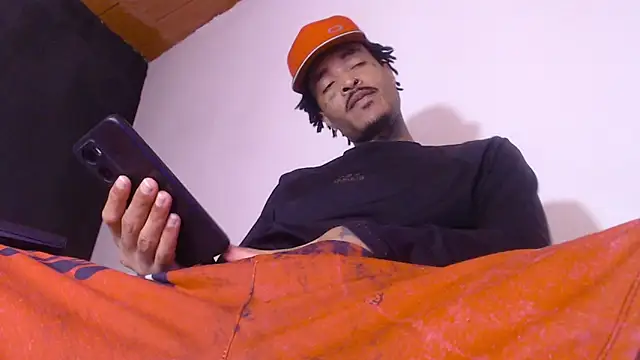 Anaconda larga online show from April 2026 02:34:01 PM